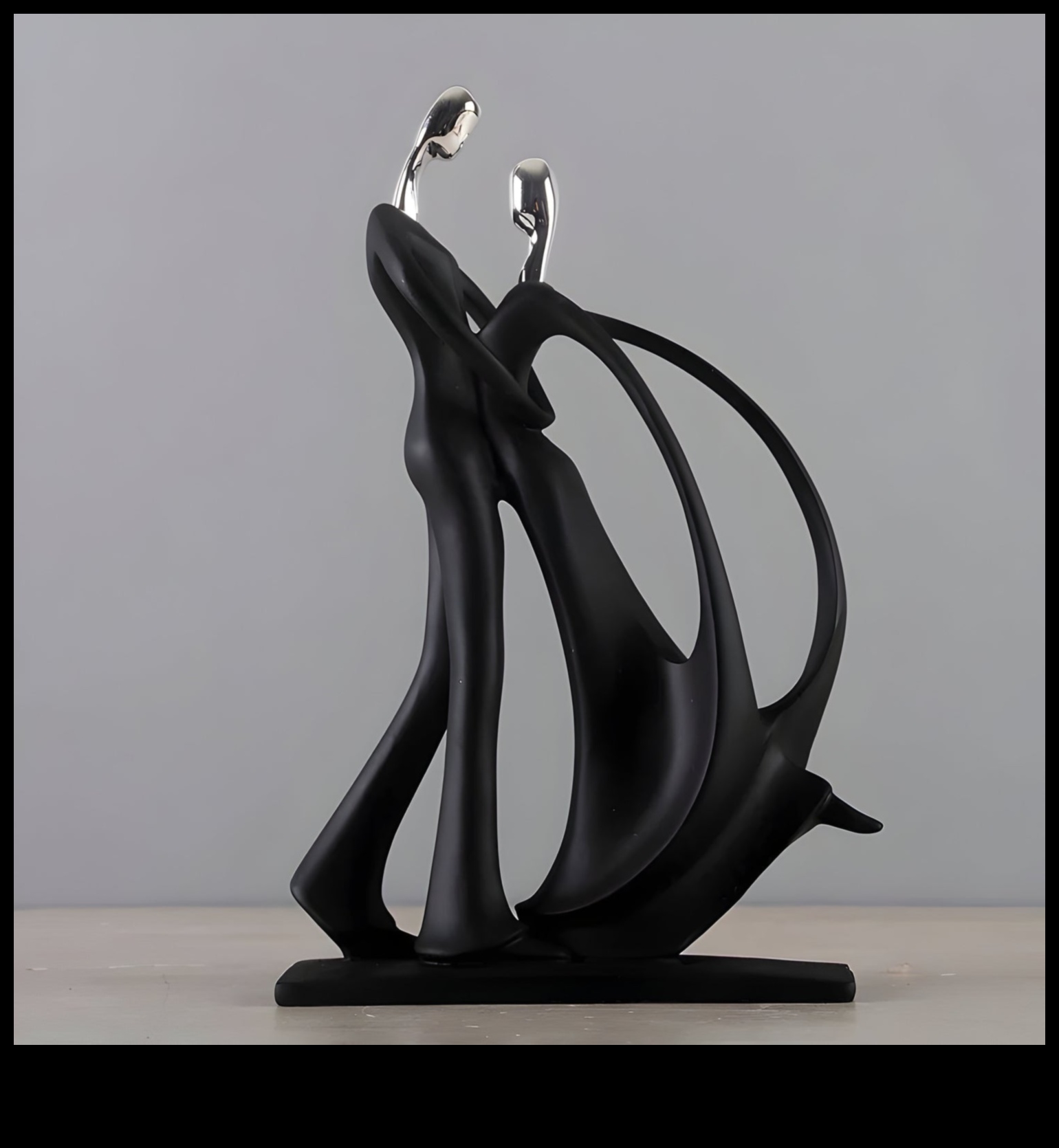 Veidota simfonija: harmonizējiet zelta eleganci