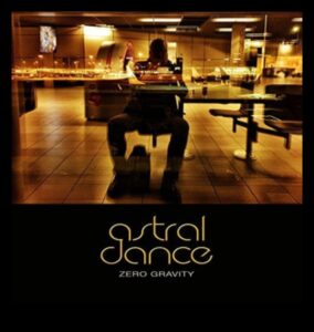 Astrālā suspensija: nulles gravitācijas vides ēteriskā deja