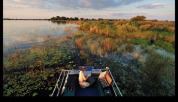 Attālā realitāte: ceļojumu fotogrāfijā neparasts ceļš