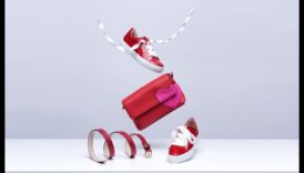 Krāšņa lieta: uzlabojiet savu drēbju skapi ar sieviešu aksesuāriem