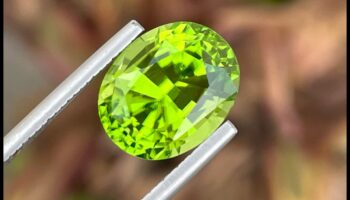 Peridot Panache: spīdiet spilgti koši zaļos dārgakmeņos