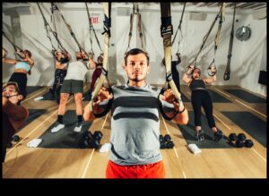 Spēks mierā: svara treniņš un tā nomierinošā ietekme uz prātu